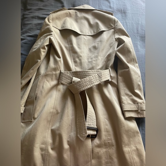 Burberry Trench Coat - Honey - Picture 6 of 14